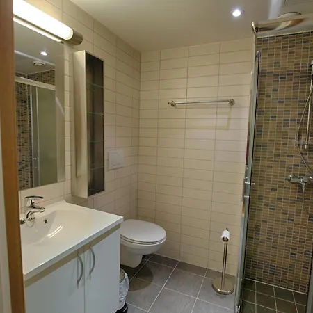 Ideal Getaway Only Steps From Trails Apartment
